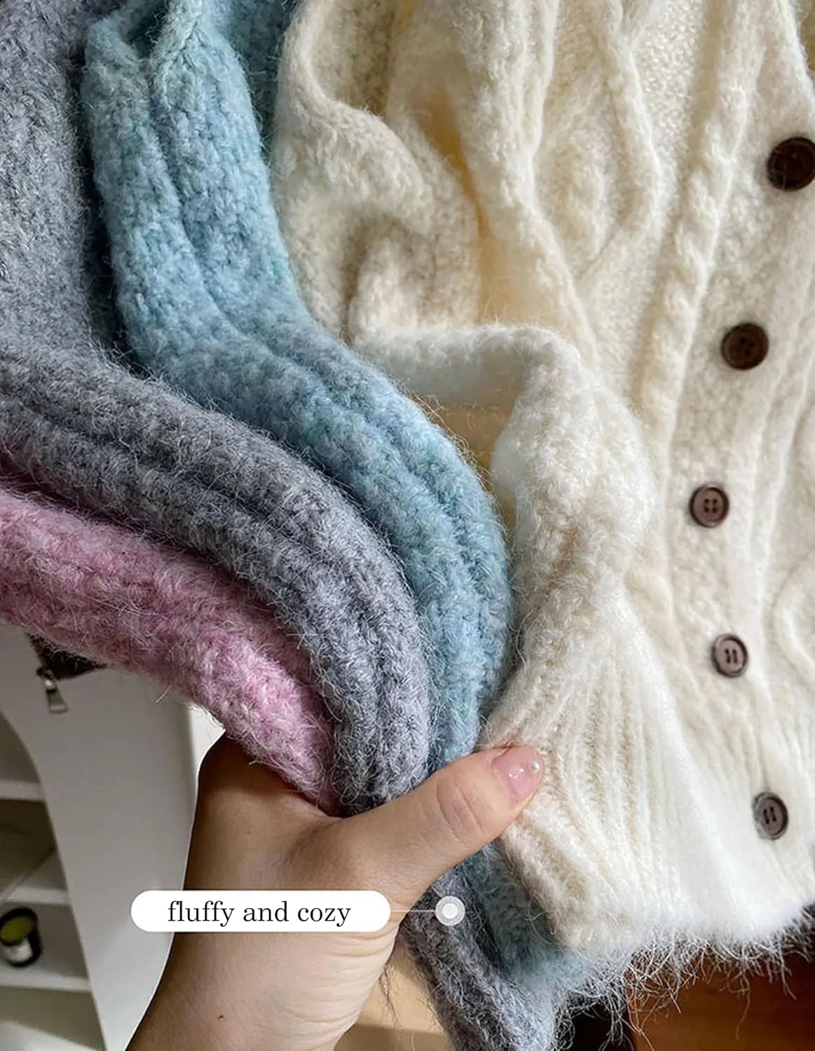 Women's Cable Knit Sweater Vest Button Sleeveless Chunky Sweater Tops