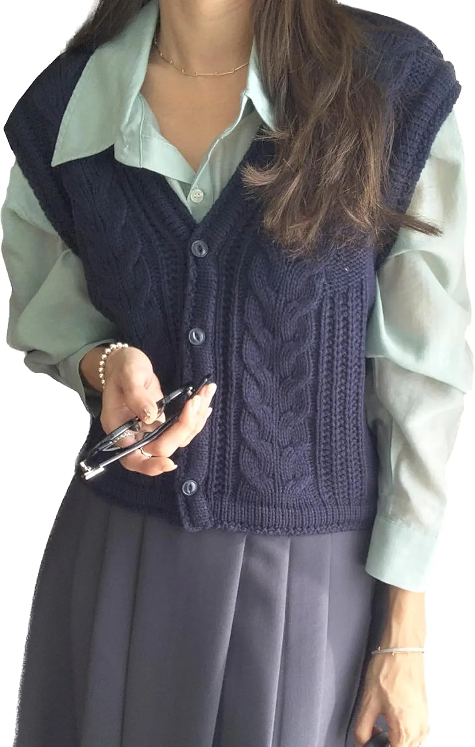 Women's Cable Knit Sweater Vest Button Sleeveless Chunky Sweater Tops